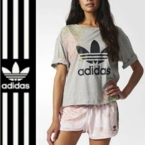 Adidas Cropped Tee | Size: S/M | 3 Stripes Floral Pastel